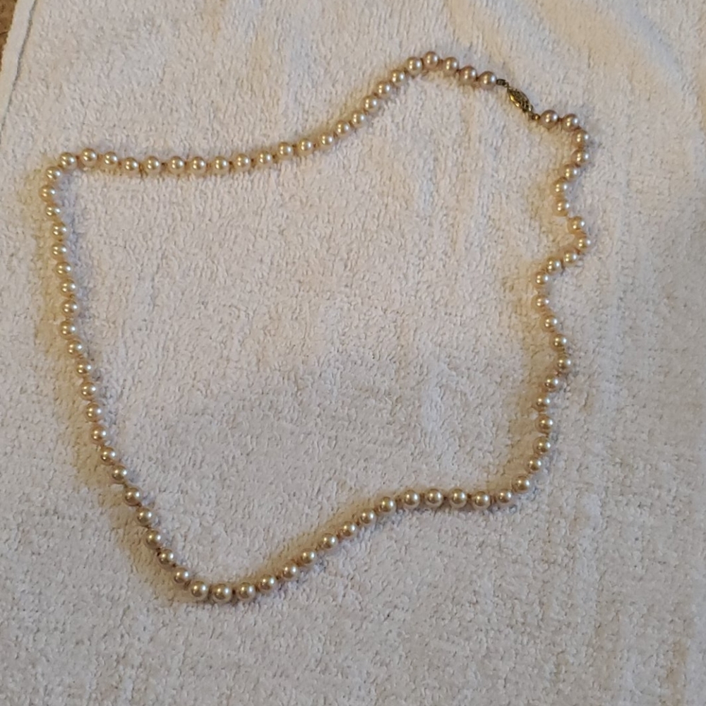 GSILVER stamped beige faux pearl necklace